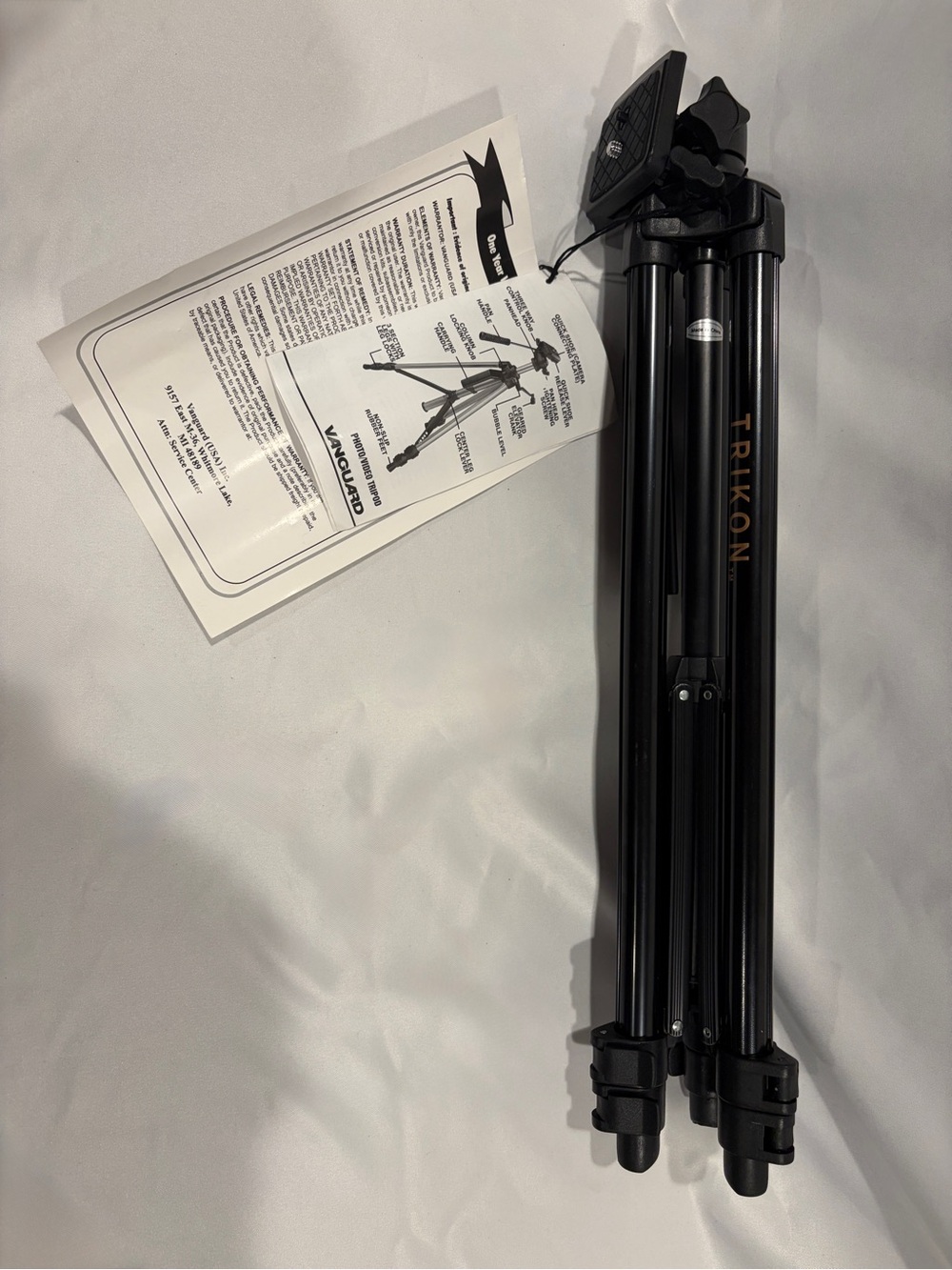 Vanguard Trikon Tripod w/ Tag